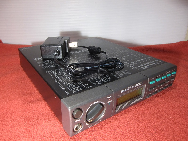 Yamaha Multi Effects Processor FX500 Guitar Effect w/ AC Adapter